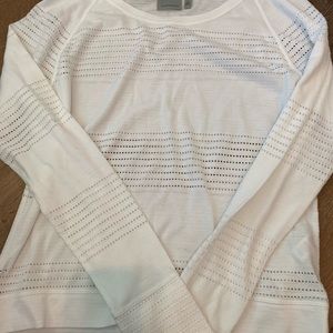 Athleta long sleeve tee